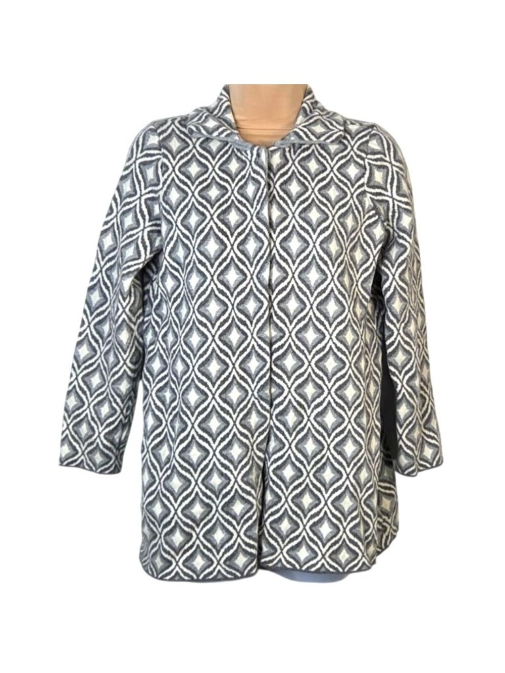 Liz Claiborne Gray & White Diamond Pattern Knit Button-Up Cardigan Petite M